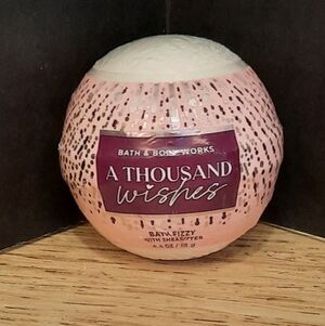 "1000 WISHES BATH FIZZY"  BATH AND BODY WORKS